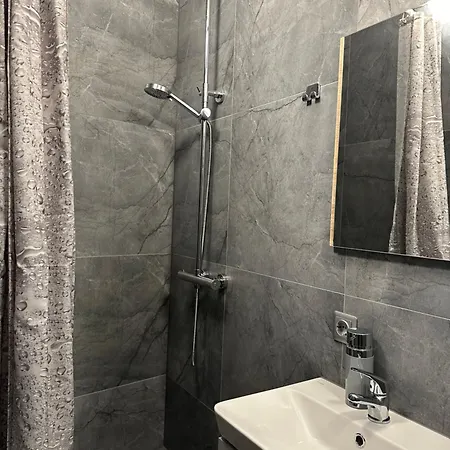 A5 Apartment *